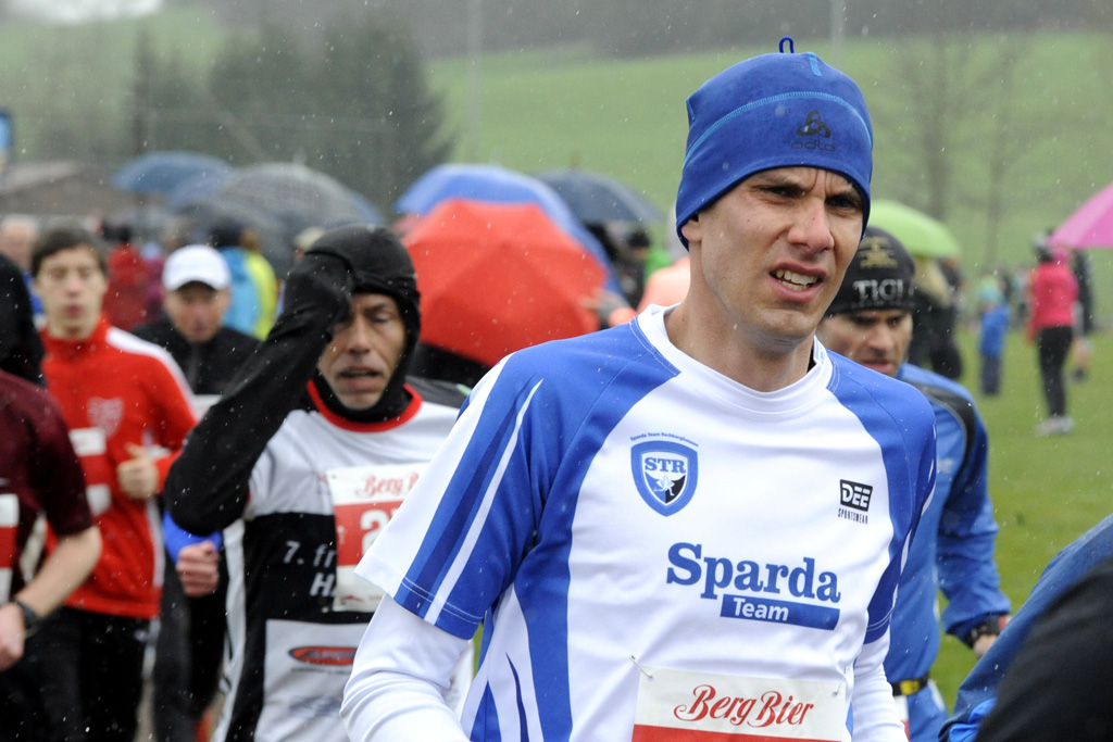 3 Matthias Haederle im Regen 10km in Oepfingen
