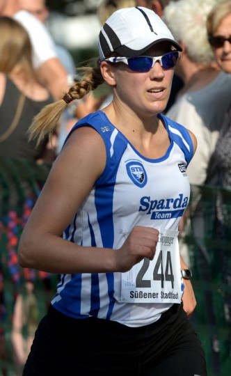 Siegerin des 19. Süßener Stadtlaufs: Miriam Köhler (Foto: Rolf Bayha)